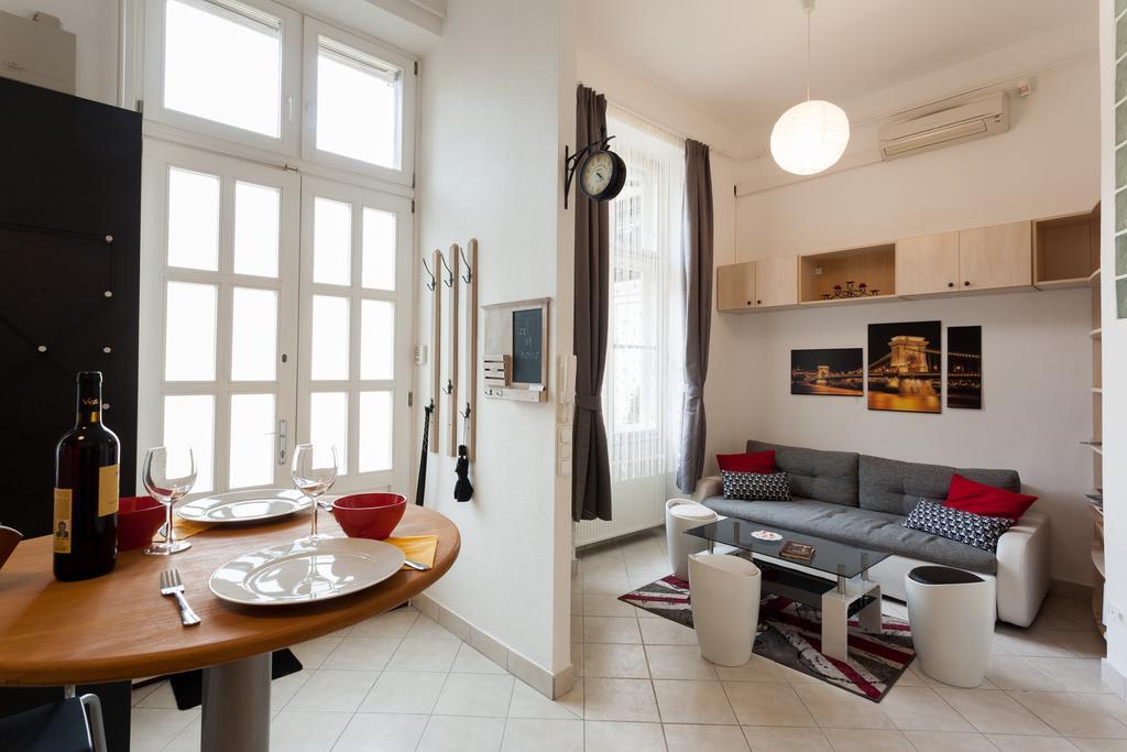 Feel At Home Apartment 부다페스트 외부 사진